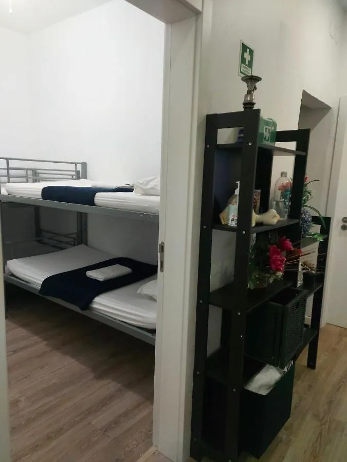 Ostello D&N Hospedagem-Almirante Lisbona Portogallo